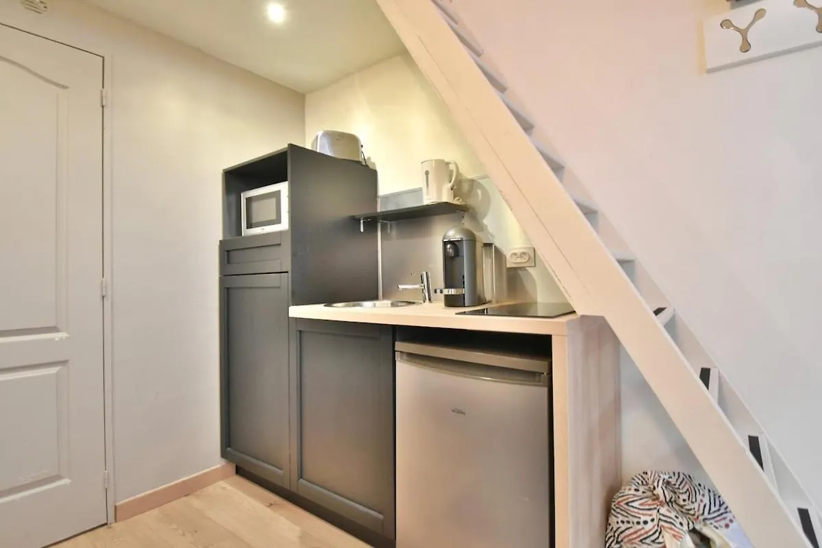 Cozy Studio 5 Min Walk Palais Port Beach Cannes Francia